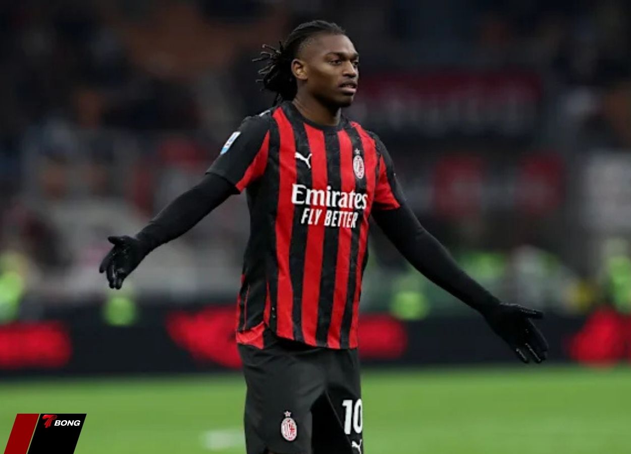 Bài toán hợp đồng và áp lực tài chính của Milan